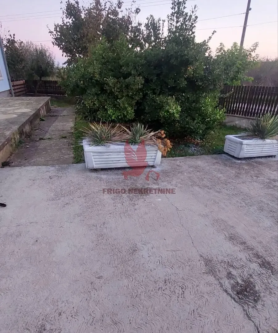 Rent, office space, 120m², Mladenovac, Beograd