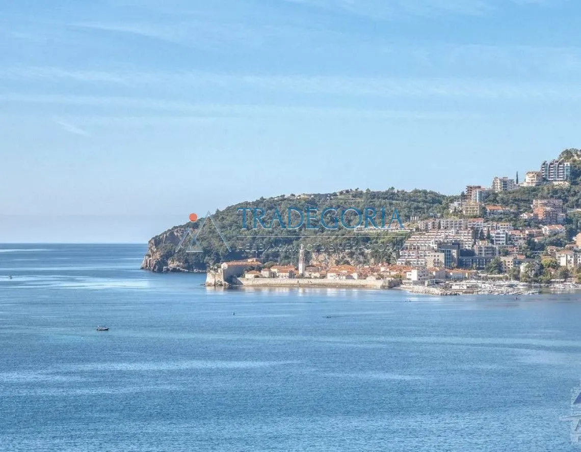Prodaja, trosoban stan, 167m², Budva, Crna Gora