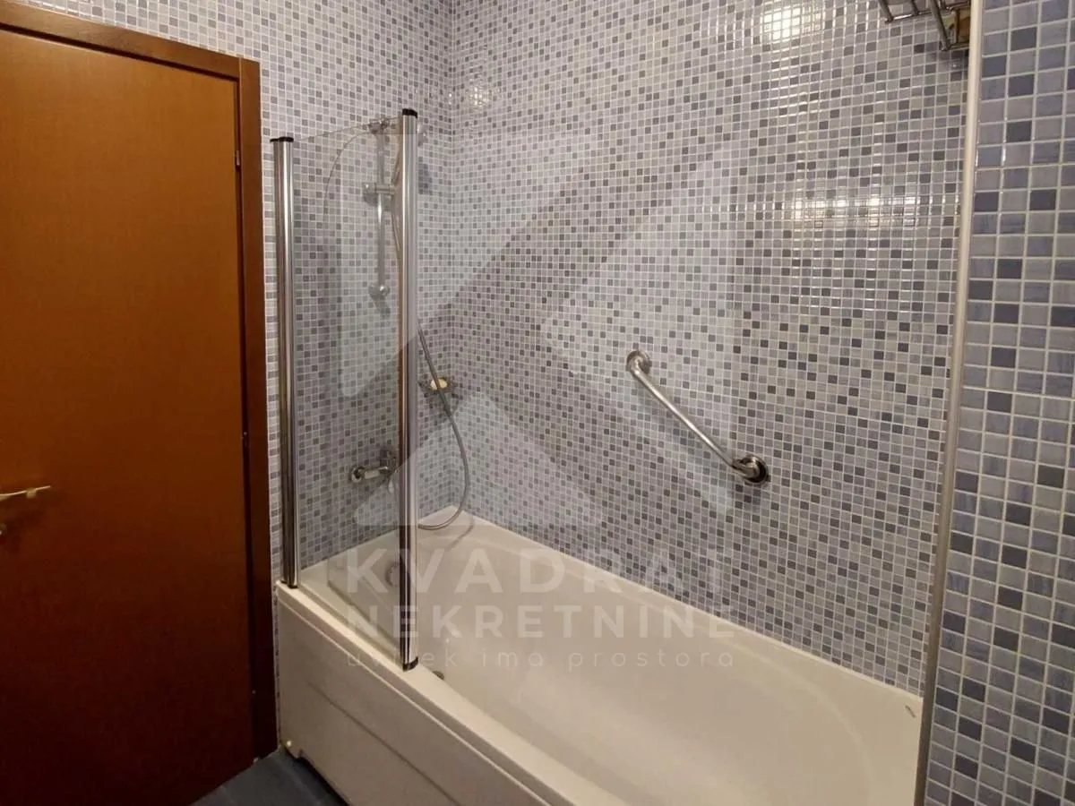 Rent, two bedroom apartment, 88m², City Kvart, Podgorica
