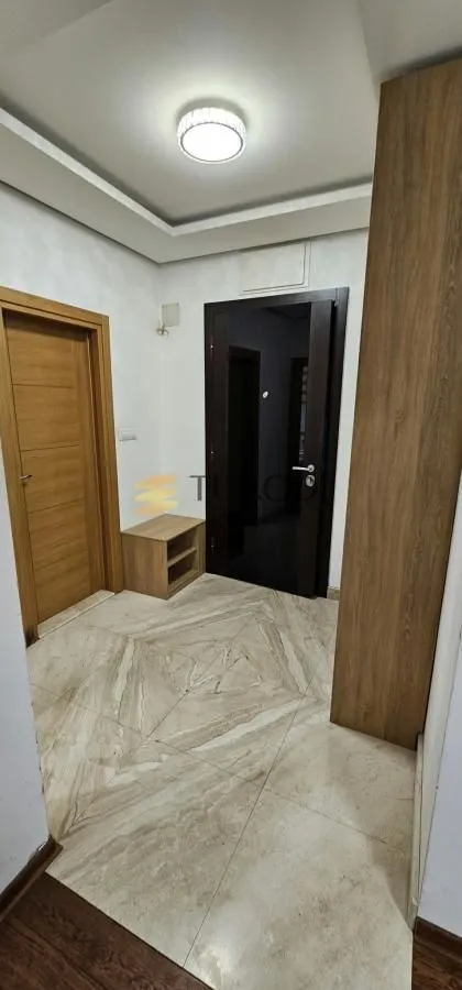 Izdavanje, dvosoban stan, 76m², Bulbulder, Zvezdara Sve Podlokacije