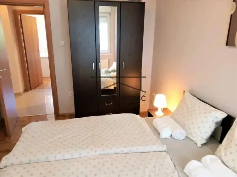 Izdavanje, trosoban stan, 70m², Liman 4, Novi Sad Sve Podlokacije - image 3