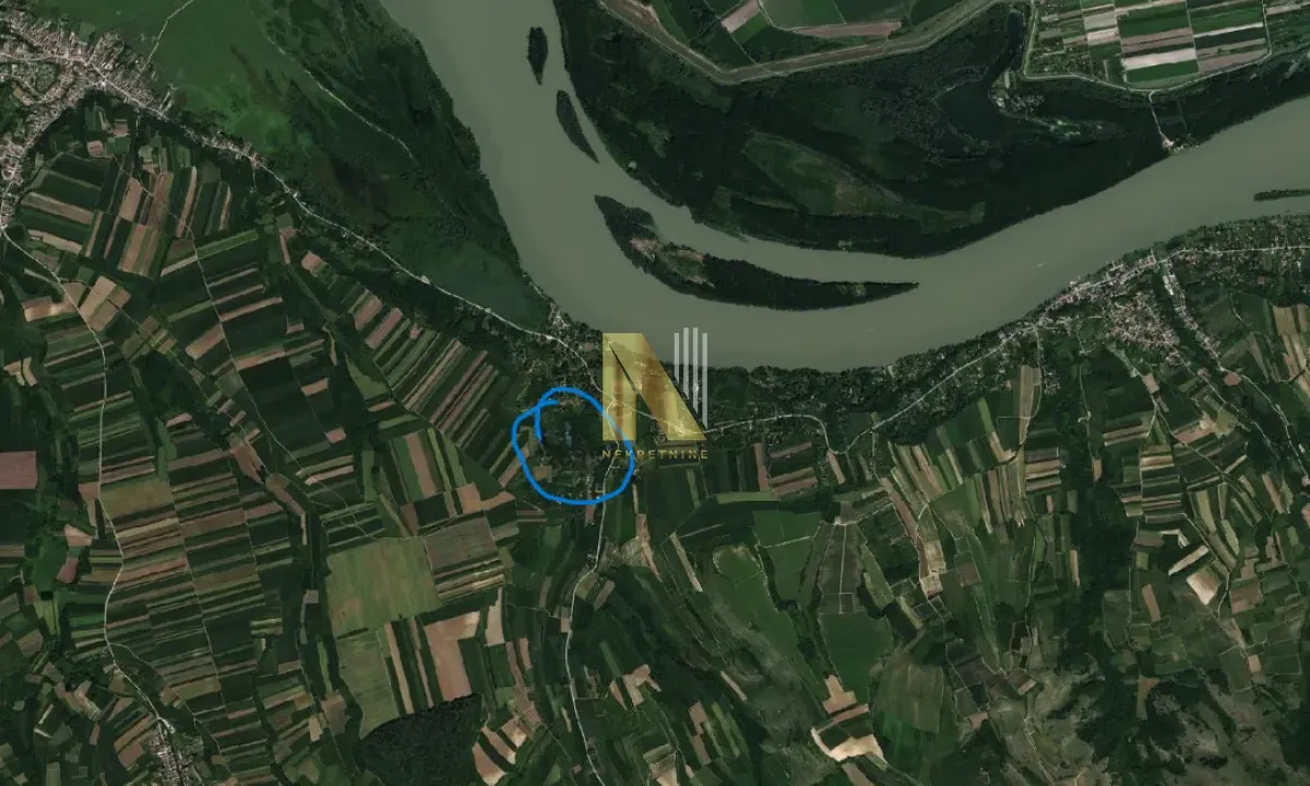 Sale, land lot, 1700m², Beočin, Srbija