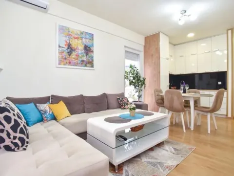 Izdavanje, jednosoban stan, 49m², Zaobilaznica, Budva - image 8