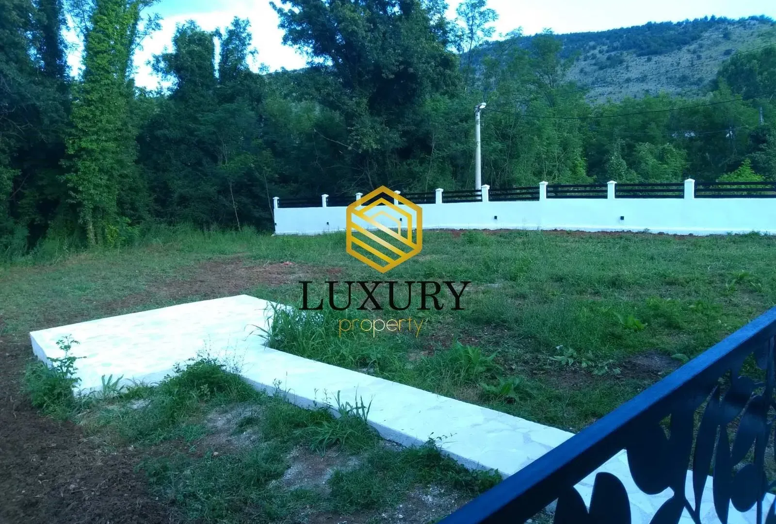 Izdavanje, kuća, 140m², Velje Brdo, Podgorica
