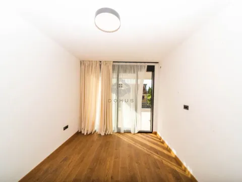 Sale, house, 225m², Gornja Gorica, Podgorica - image 15