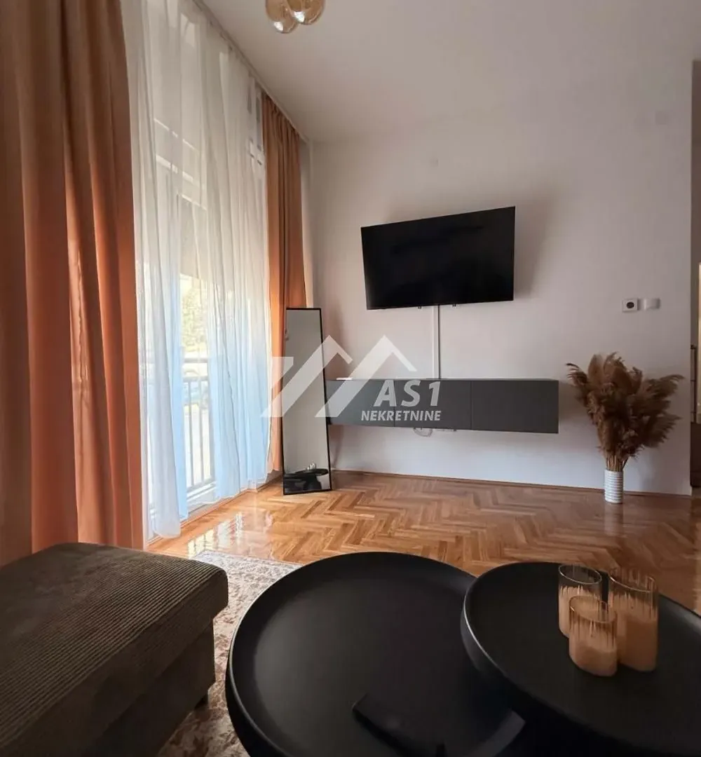 Izdavanje, jednosoban stan, 34m², Podbara, Novi Sad Sve Podlokacije