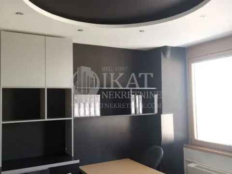 Izdavanje, poslovni prostor, 70m², Stari Grad, Beograd - image 17