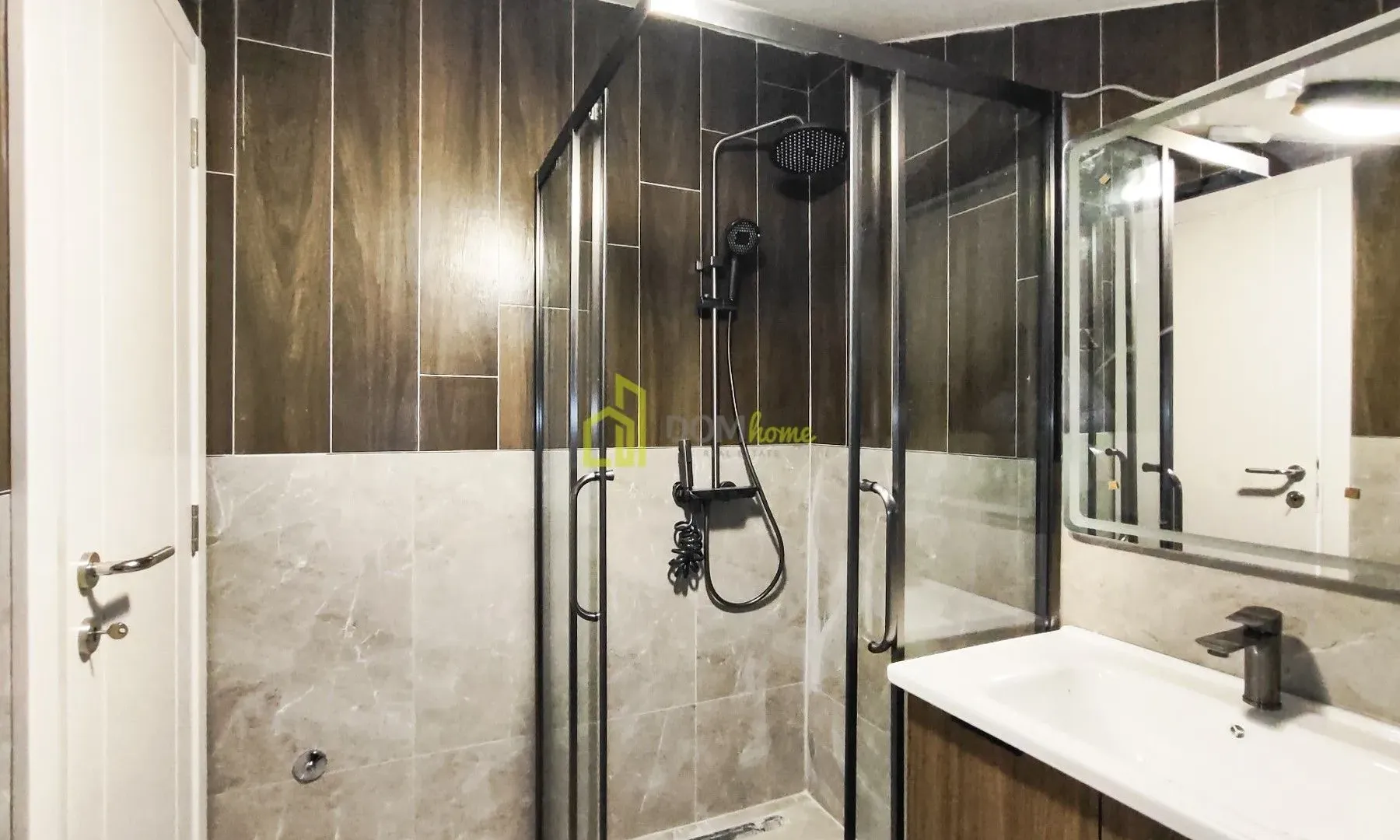 Prodaja, jednosoban stan, 52m², Tološi, Podgorica