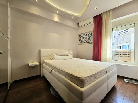 Rent, two bedroom apartment, 68m², Centar, Budva - image 6