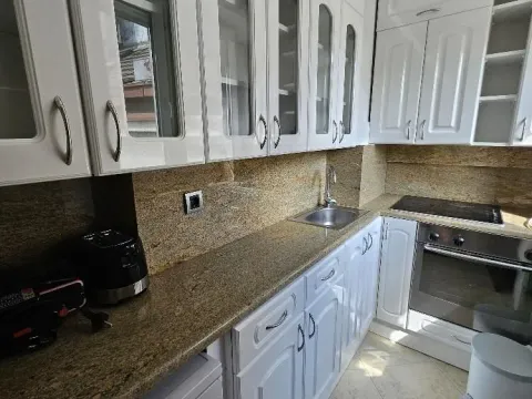Izdavanje, dvosoban stan, 37m², Stari Grad, Beograd - image 17