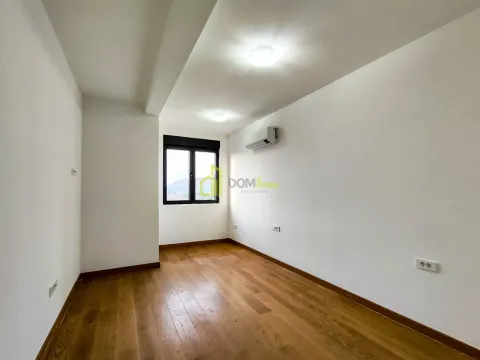 Izdavanje, dvosoban stan, 69m², Tološka šuma, Podgorica - image 10