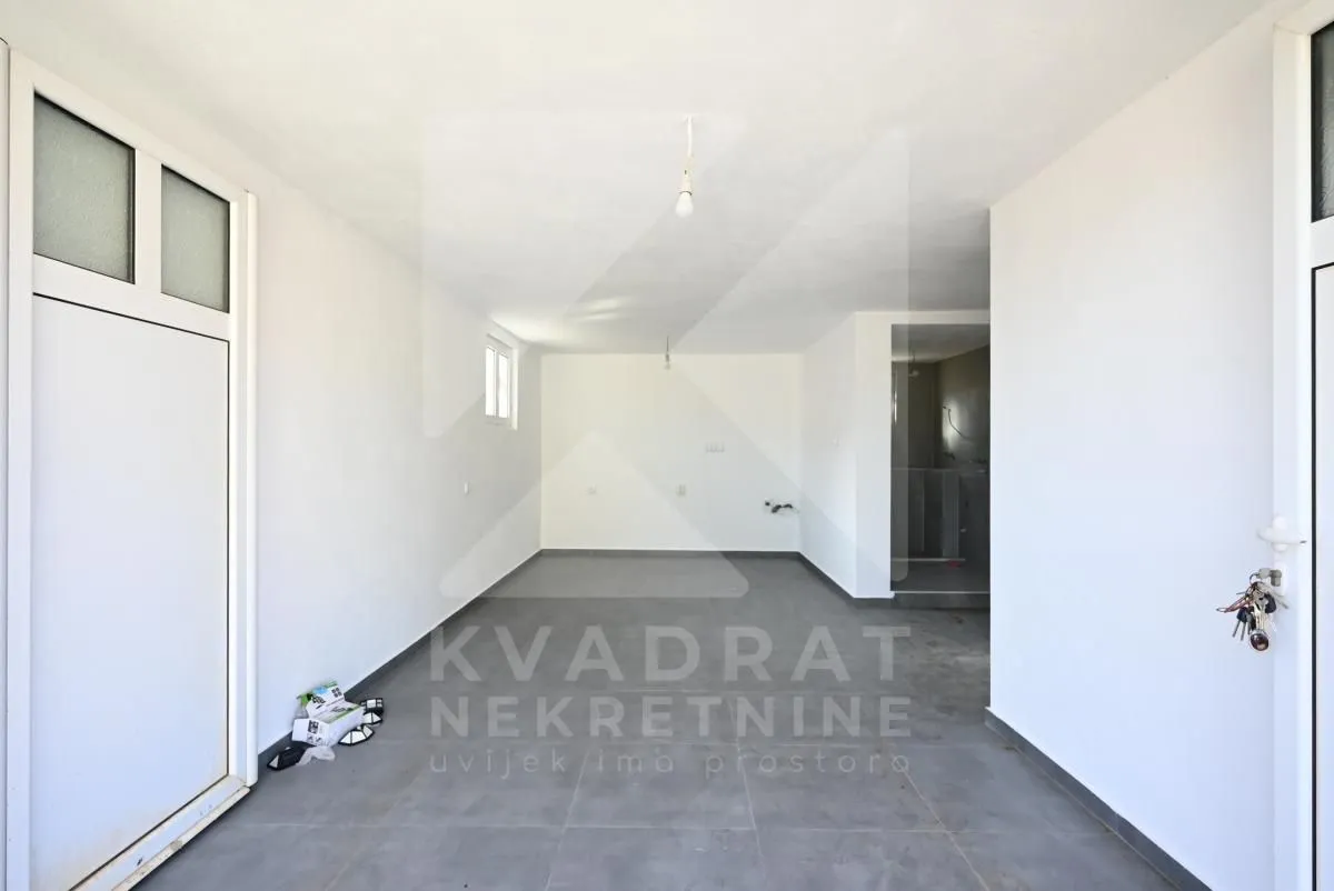 Rent, three bedroom apartment, 160m², Donja Gorica, Podgorica