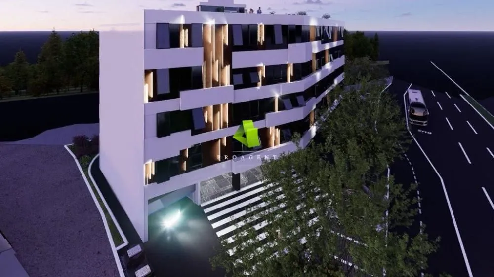 Rent, office space, 2240m², Medijana, Niš