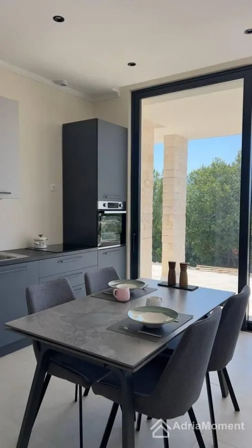 Prodaja, kuća, 180m², Herceg Novi, Crna Gora