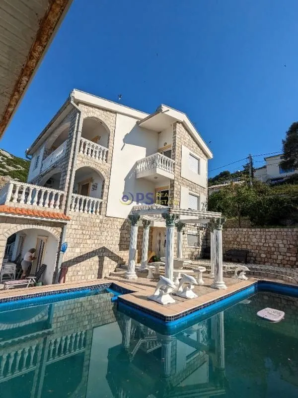 Sale, house, 300m², Bar, Crna Gora