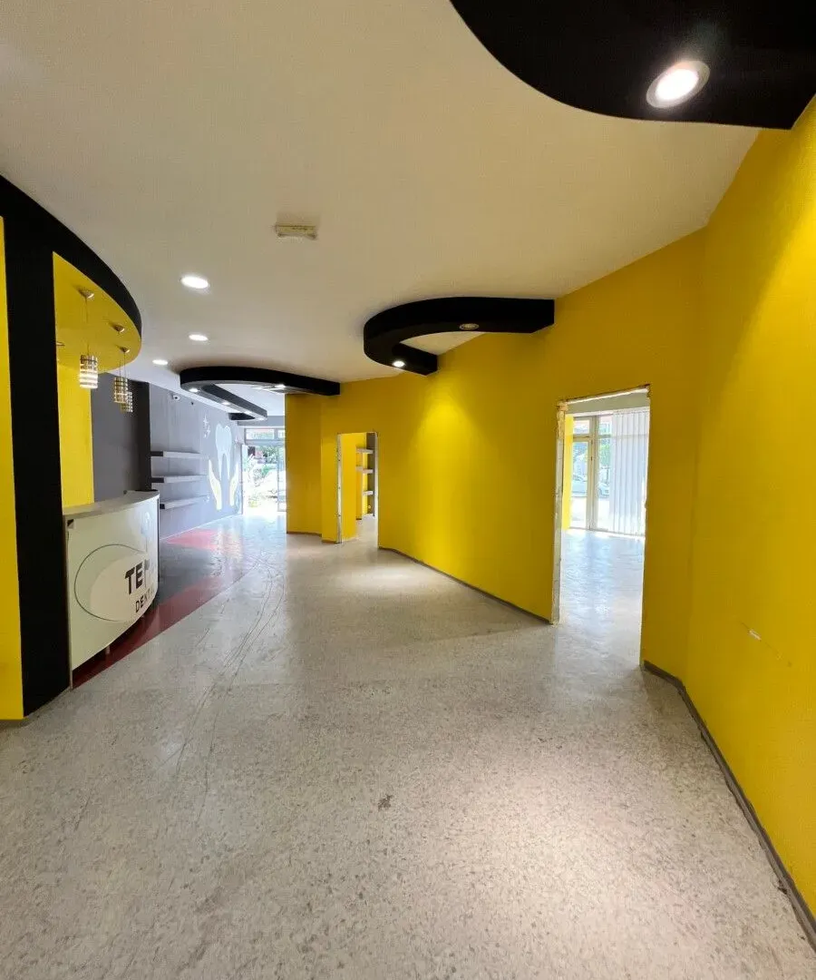 Rent, office space, 347m², Krivi Most, Podgorica