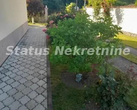 Prodaja, kuća, 194m², Šid, Srbija - image 50