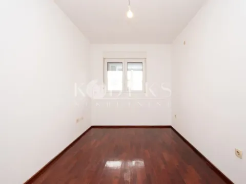Rent, one bedroom apartment, 42m², Stari Aerodrom, Podgorica - image 4