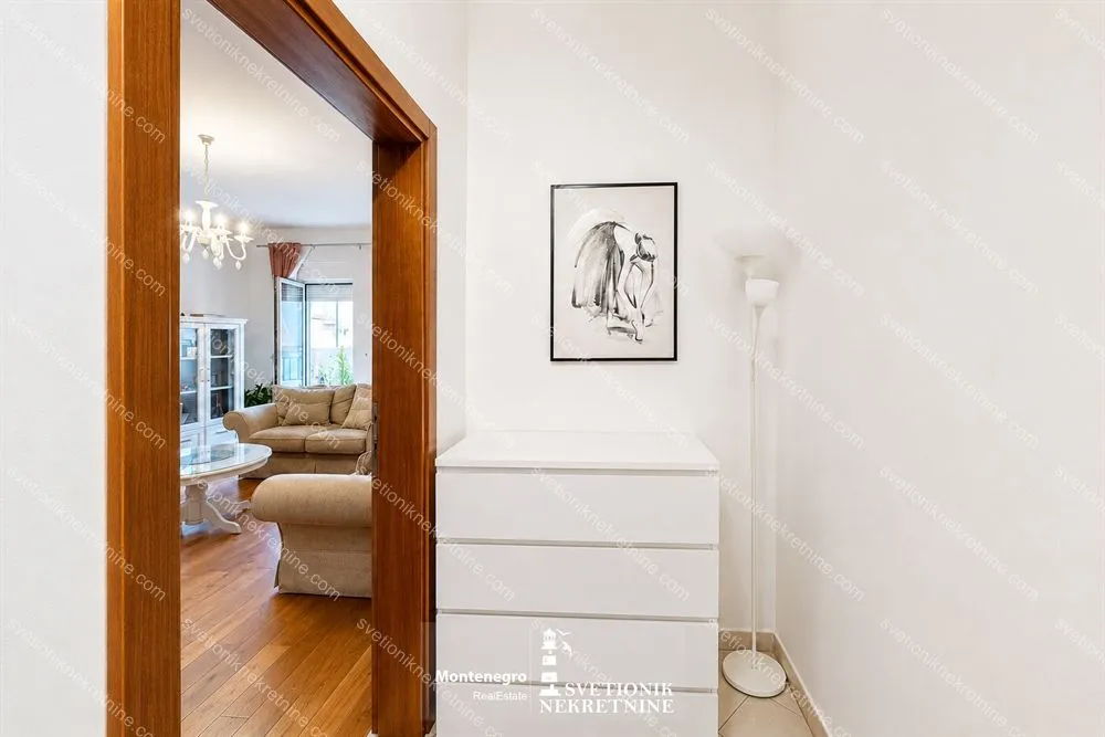 Prodaja, jednosoban stan, 64m², Topla, Herceg Novi