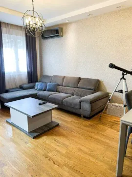 Prodaja, dvosoban stan, 64m², City Kvart, Podgorica - image 3
