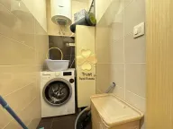 Izdavanje, dvosoban stan, 70m², Blok 6, Podgorica - image 12