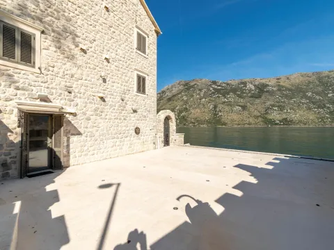 Prodaja, kuća, 731m², Stoliv, Kotor - image 19