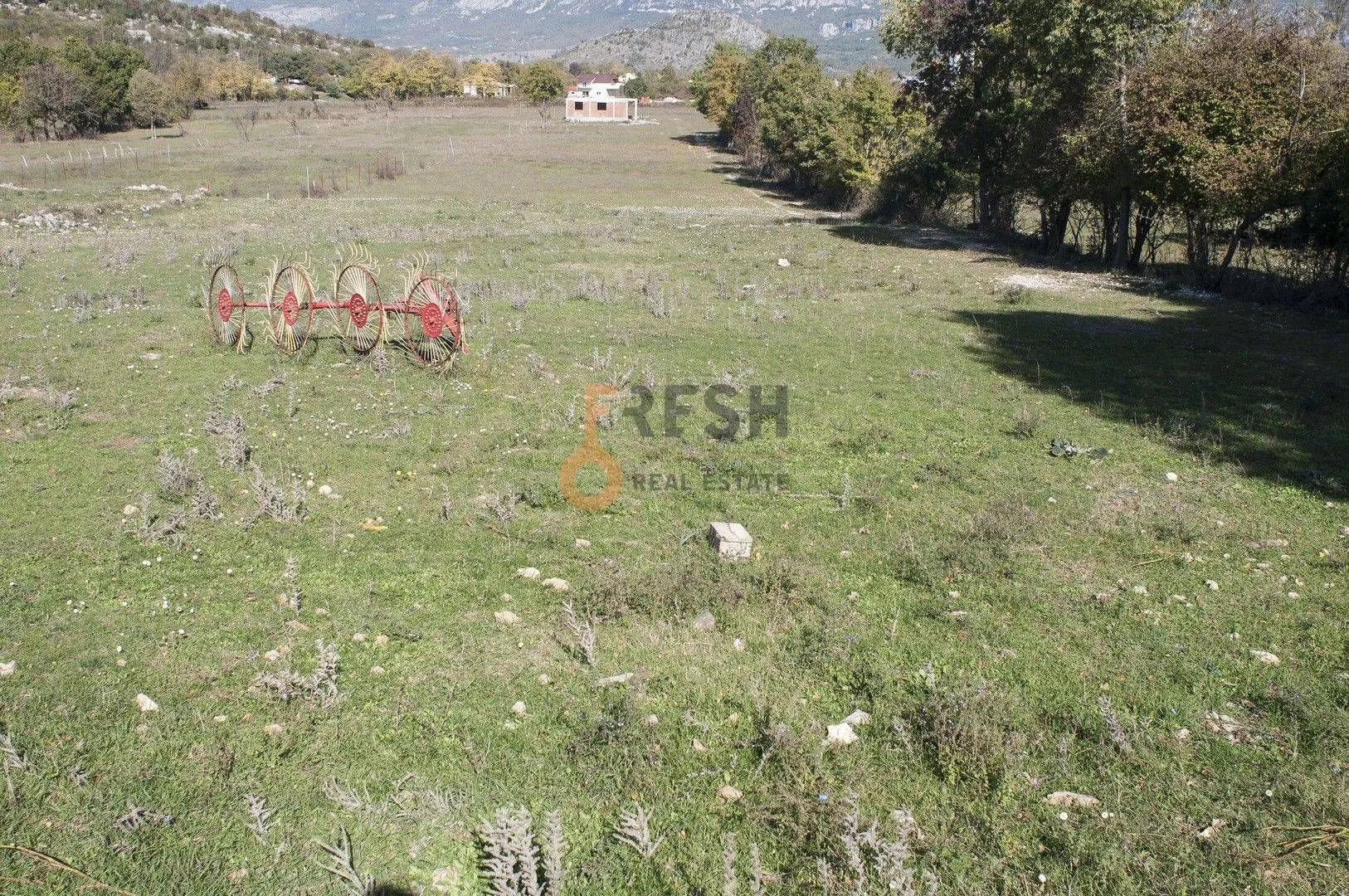 Prodaja, plac, 3327m², Danilovgrad, Crna Gora