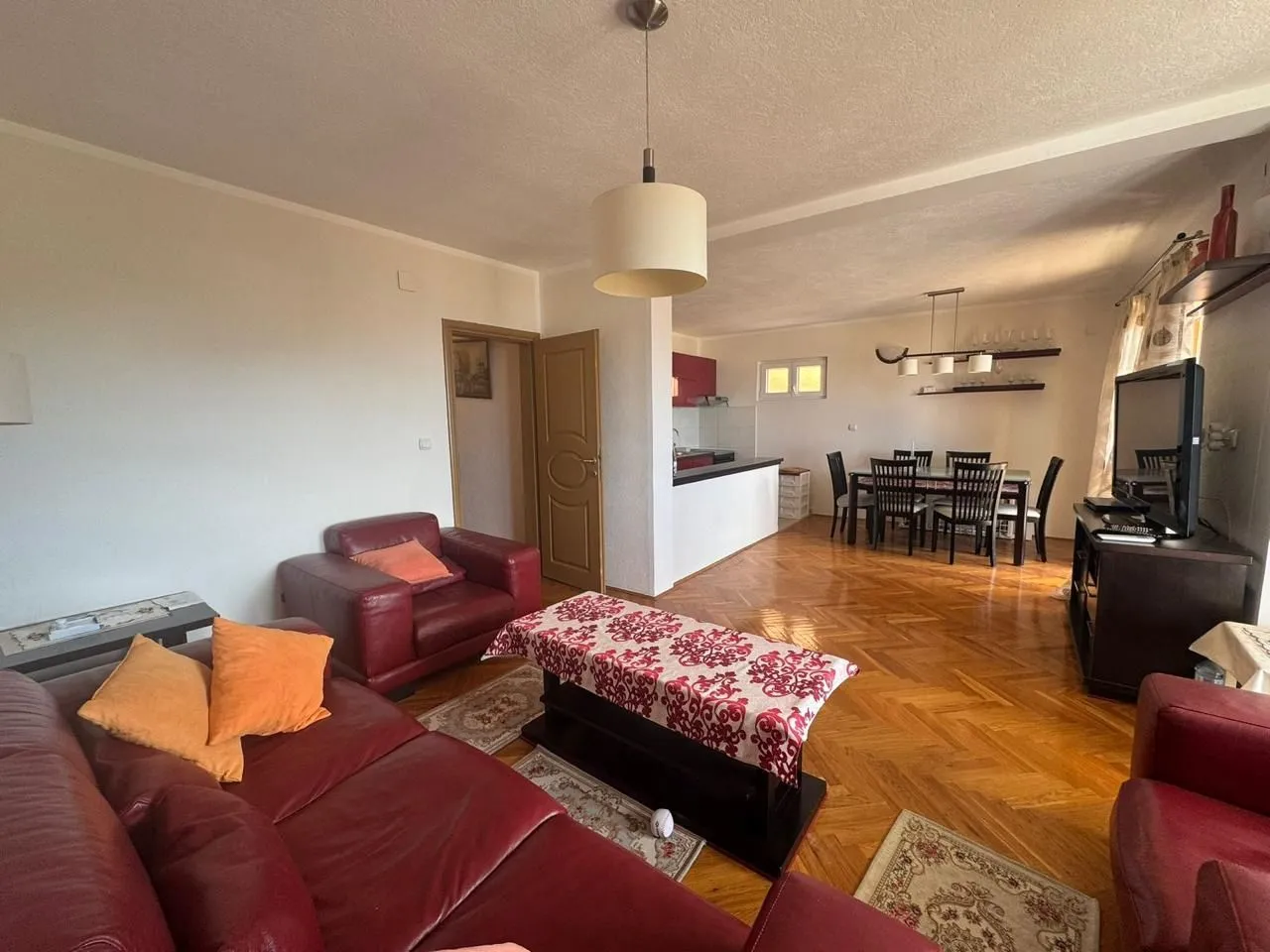 Prodaja, četvorosoban stan, 176m², Petrovac, Budva