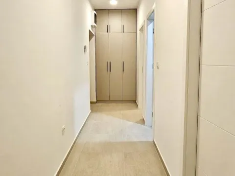 Rent, two bedroom apartment, 66m², Pobrežje, Podgorica - image 7