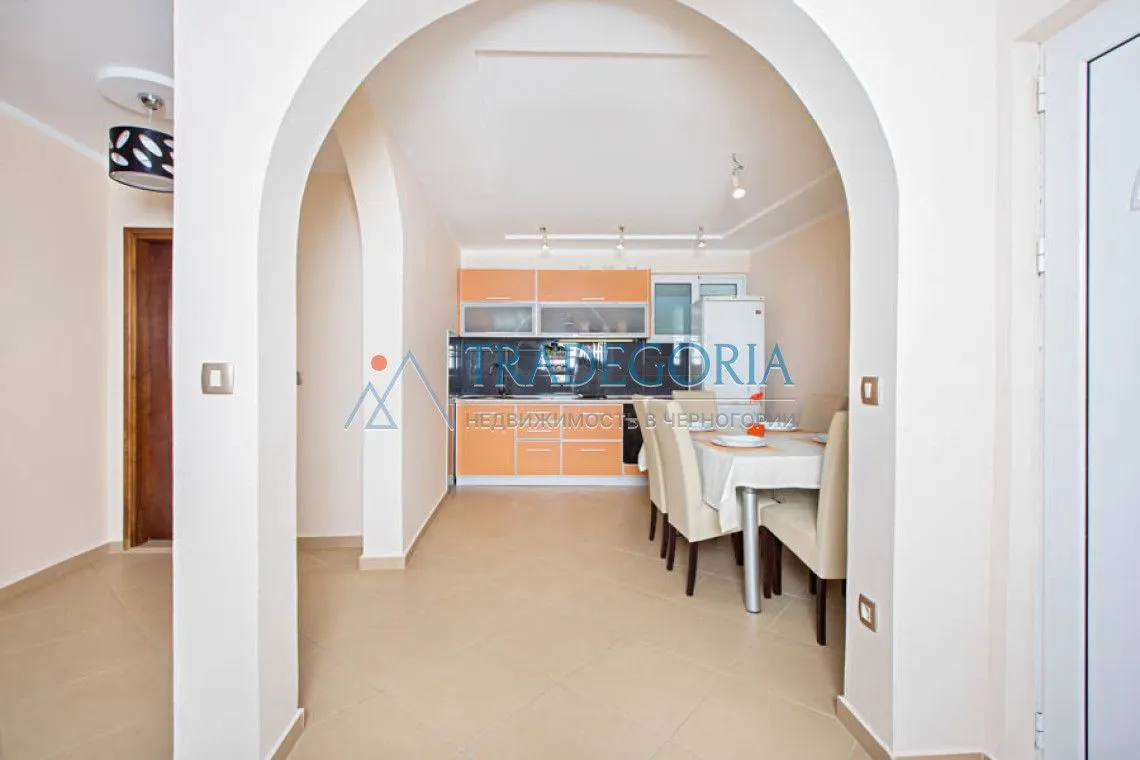 Prodaja, kuća, 250m², Utjeha, Ulcinj