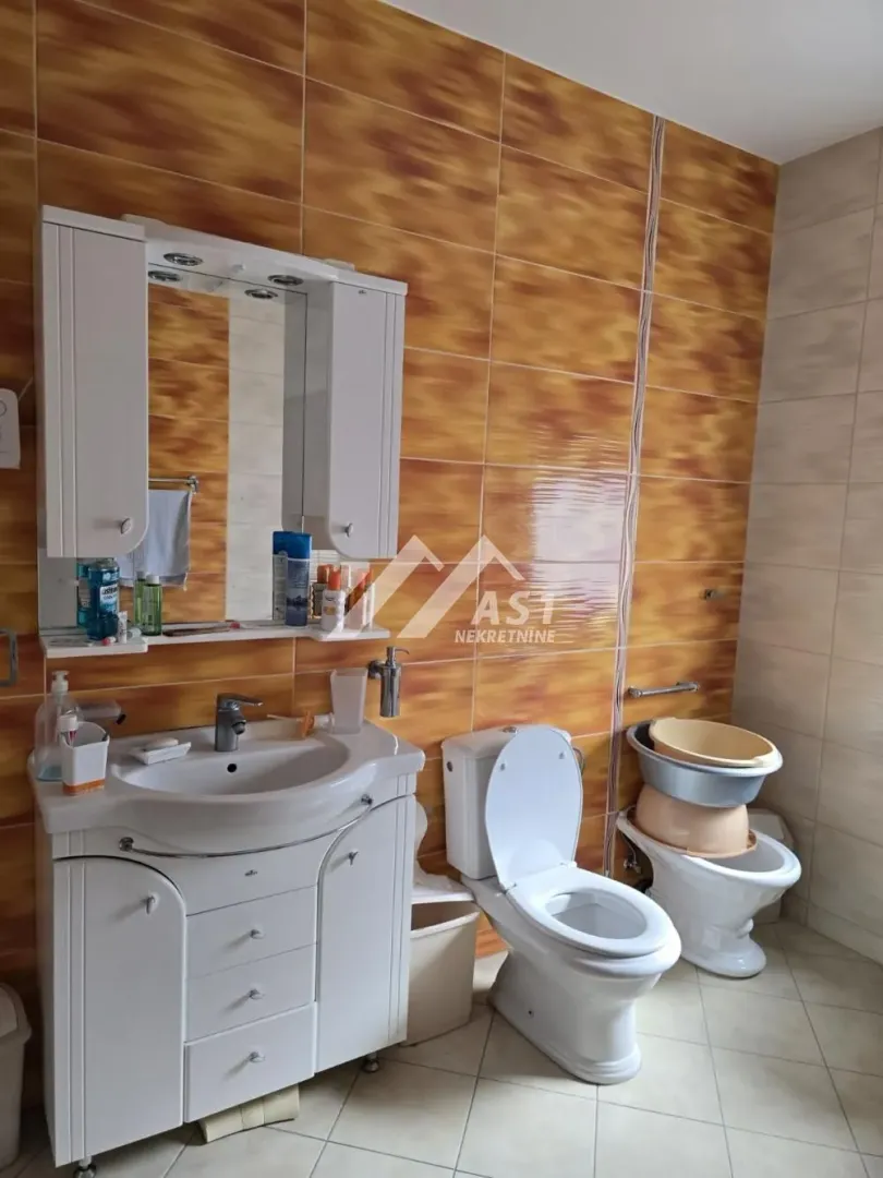 Rent, two bedroom apartment, 95m², Grbavica, Novi Sad Sve Podlokacije