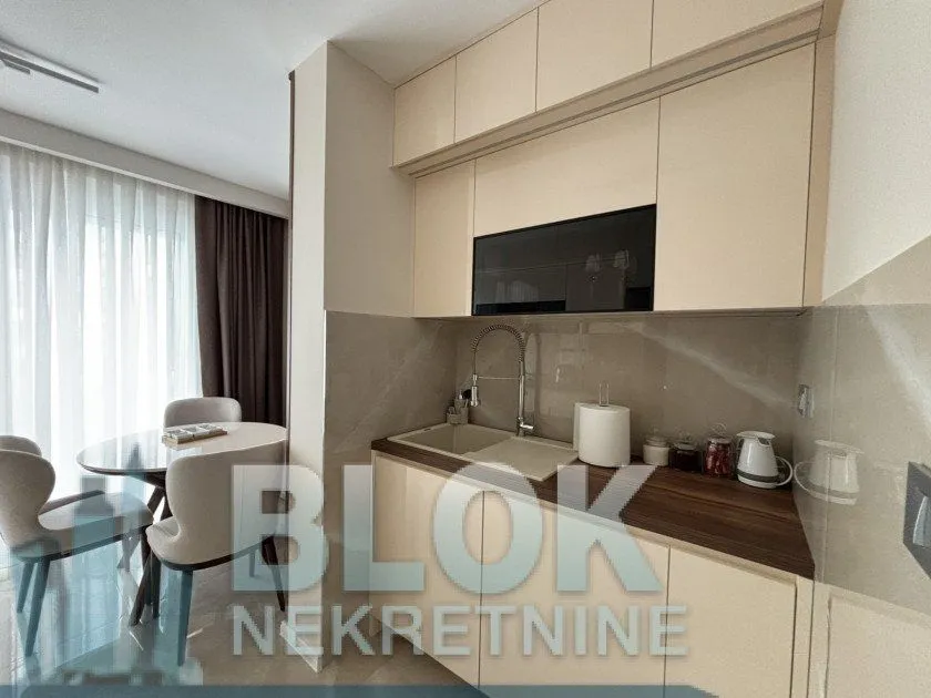 Prodaja, jednosoban stan, 60m², Preko Morače, Podgorica