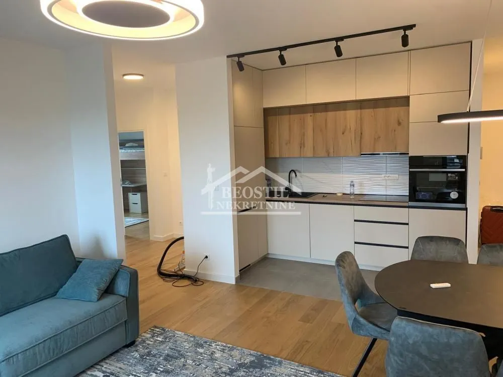 Sale, four bedroom apartment, 88m², Trošarina, Voždovac Sve Podlokacije