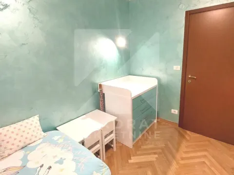 Rent, two bedroom apartment, 88m², City Kvart, Podgorica - image 12