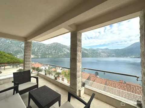 Sale, three bedroom apartment, 107m², Kostanjica, Kotor - image 5