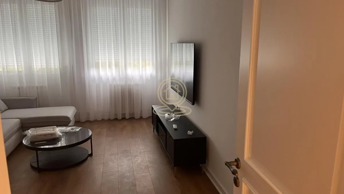 Rent, two bedroom apartment, 60m², Stari Grad, Beograd