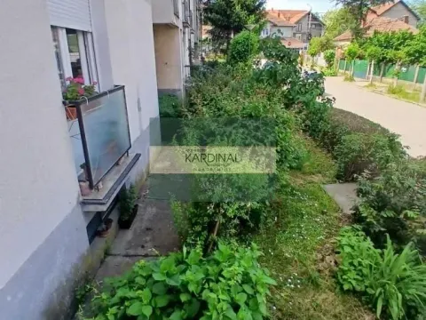 Rent, one bedroom apartment, 40m², Centar, Jagodina - image 21