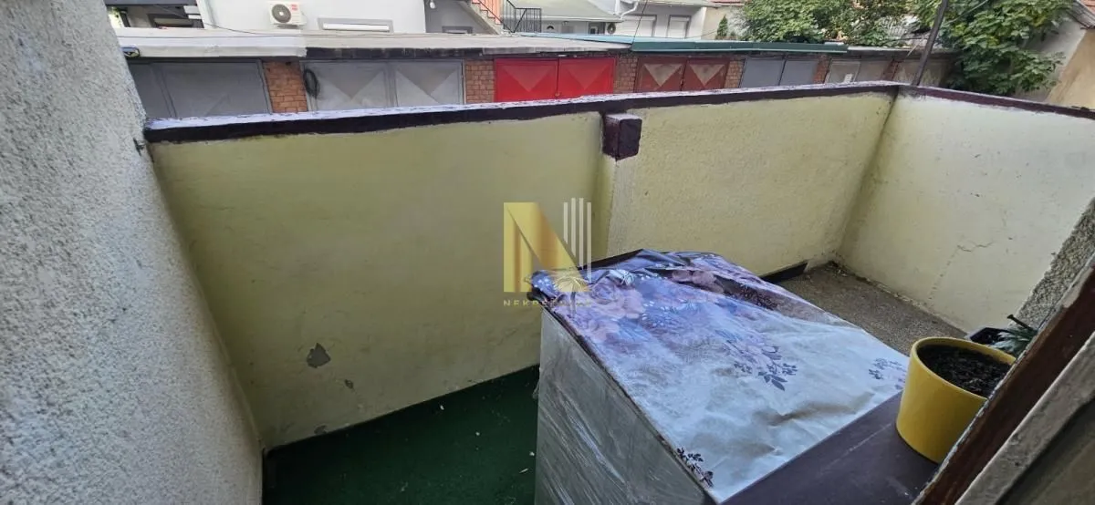 Prodaja, trosoban stan, 78m², Sajmište, Novi Sad