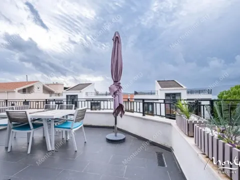 Sale, two bedroom apartment, 47m², Tivat, Crna Gora - image 20