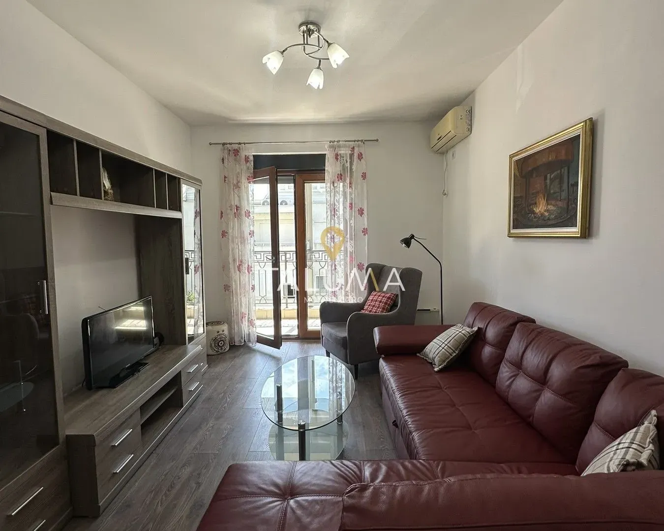 Izdavanje, jednosoban stan, 54m², Stara Varoš, Podgorica