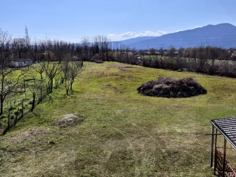 Zemljište in Jelenak