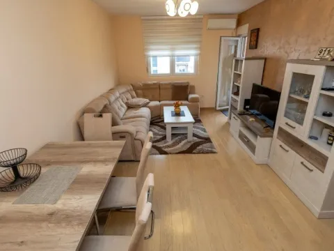Prodaja, jednosoban stan, 47m², City Kvart, Podgorica - image 3
