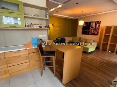 Rent, two bedroom apartment, 63m², Kalenić Pijaca, Vračar Sve Podlokacije - image 8
