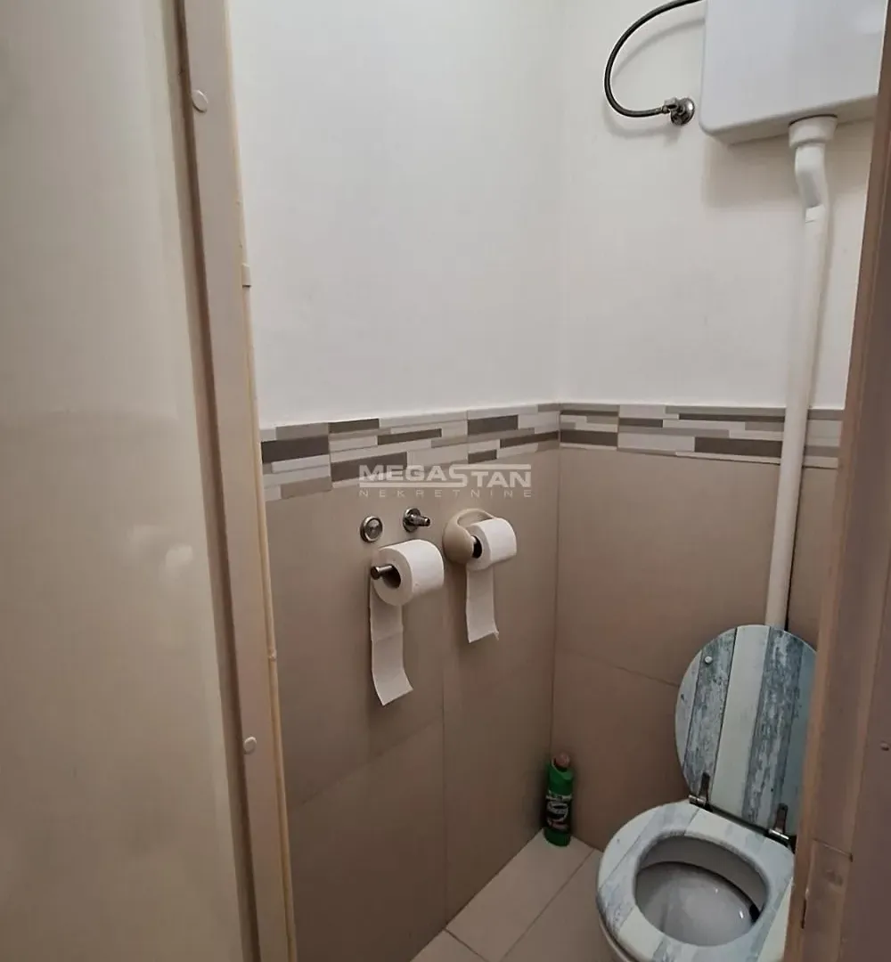 Prodaja, dvosoban stan, 64m², Novi Beograd Blok 62, Novi Beograd Sve Podlokacije