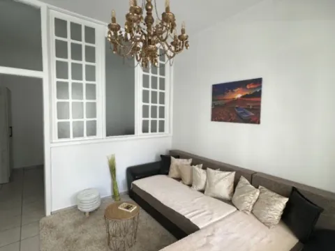 Izdavanje, dvosoban stan, 60m², Mainski Put, Budva - image 8