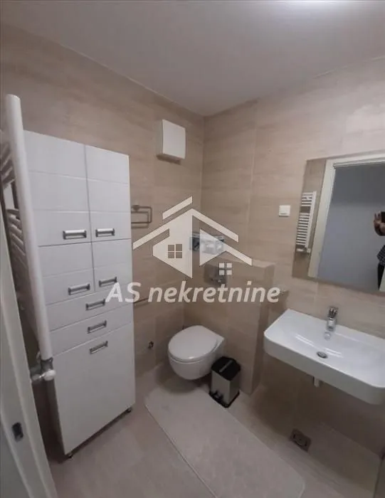 Rent, four bedroom apartment, 105m², Novi Beograd Blok 65, Novi Beograd Sve Podlokacije