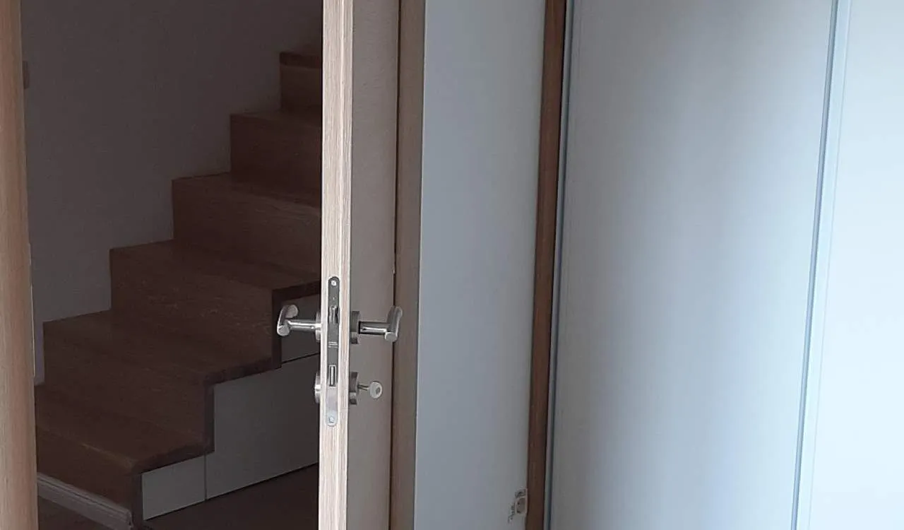 Prodaja, četvorosoban stan, 171m², Dobrota, Kotor