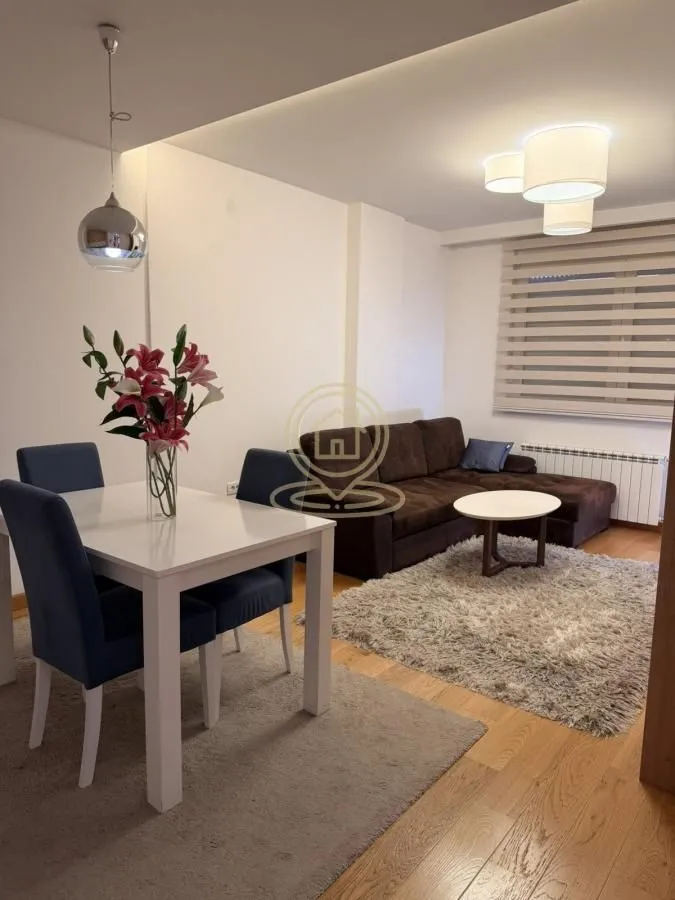 Izdavanje, dvosoban stan, 41m², Rotkvarija, Novi Sad Sve Podlokacije