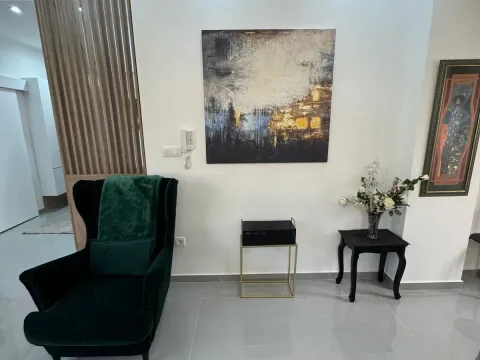 Izdavanje, jednosoban stan, 63m², Slovenska Plaža, Budva - image 4