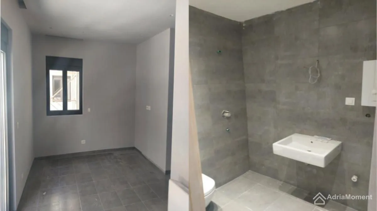 Prodaja, jednosoban stan, 48m², Centar, Tivat